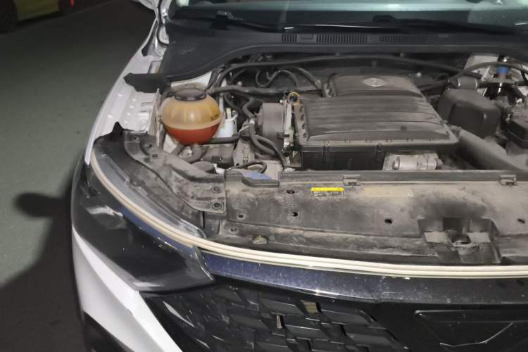 Used Jetta VA3 2021 1.5L Manual Entry-Level Version Engine Bay Right