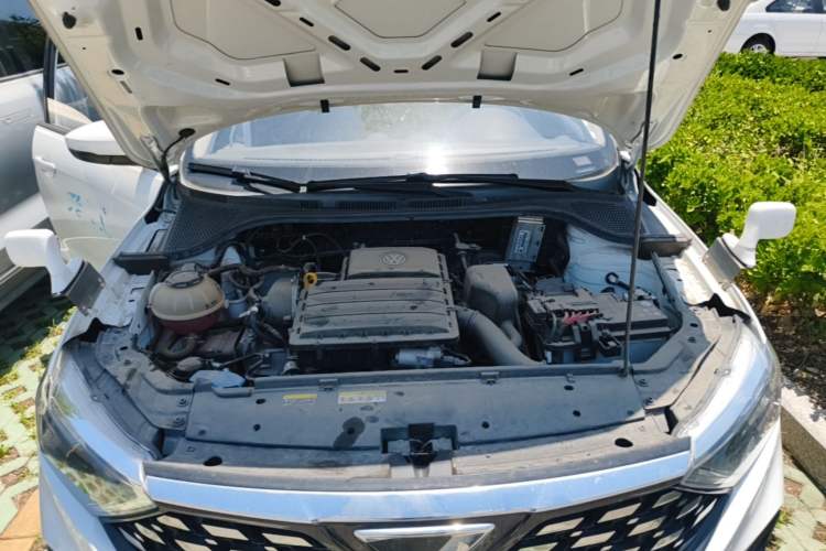 Used Jetta VA3 2021 1.5L Manual Entry-Level Version Engine Bay