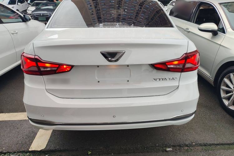 Used Jetta VA3 2021 1.5L Automatic Glory Edition Exterior 4