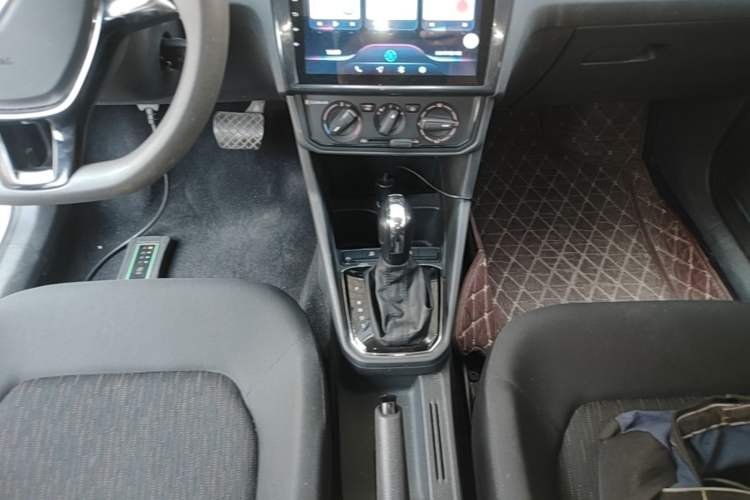 Used Jetta VA3 2021 1.5L Automatic "Upward Journey" Edition Gear Lever
