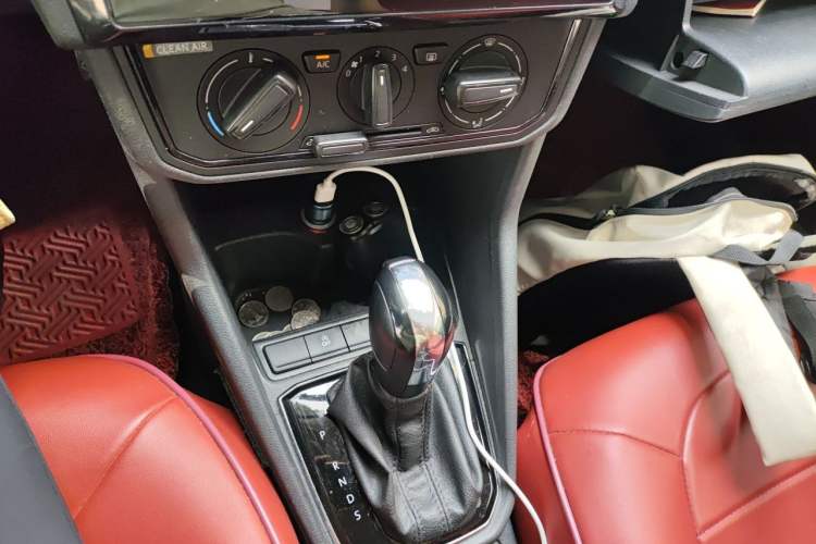 Used Jetta VA3 2021 1.5L Automatic "Upward Journey" Edition Gear Lever