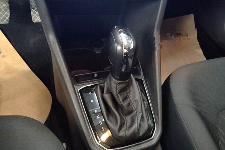 Used Jetta VA3 2021 1.5L Automatic "Upward Journey" Edition Gear Lever