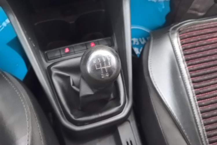 Used Jetta VA3 2021 1.5L Manual Entry-Level Version Gear Lever