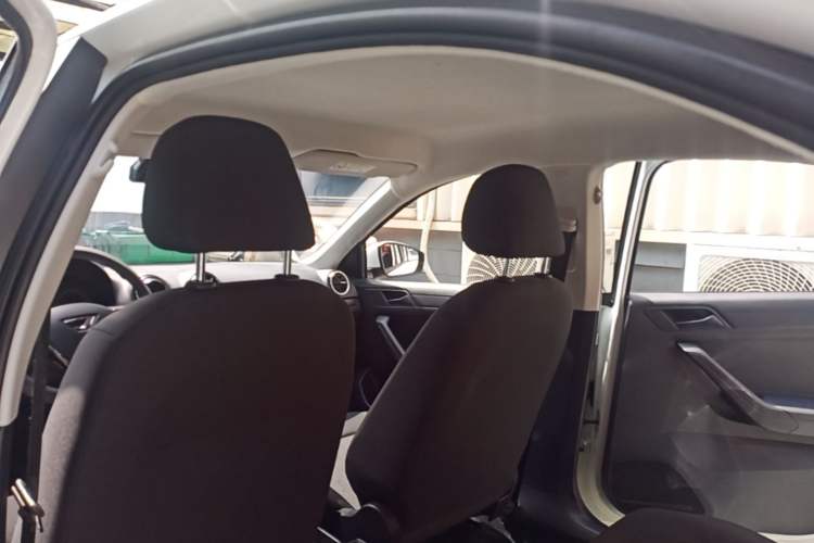 Used Jetta VA3 2021 1.5L Automatic "Upward Journey" Edition Headliner