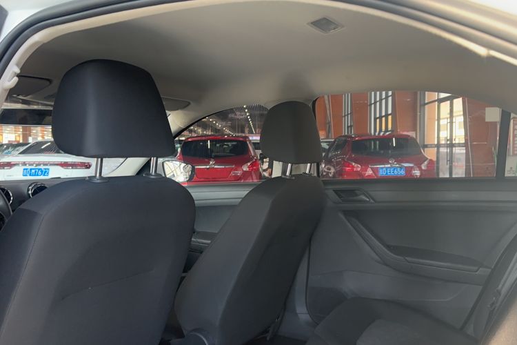 Used Jetta VA3 2021 1.5L Automatic "Upward Journey" Edition Headliner