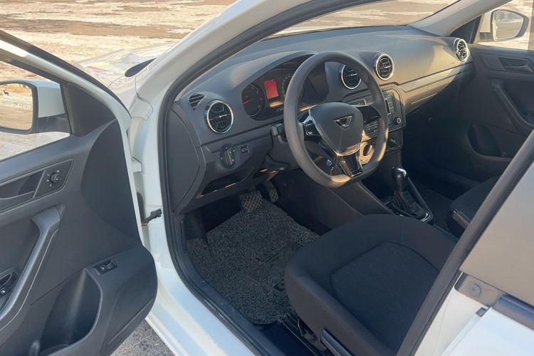 Used Jetta VA3 2021 1.5L Automatic "Upward Journey" Edition Interior 2