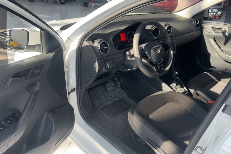 Used Jetta VA3 2021 1.5L Automatic "Upward Journey" Edition Interior 2