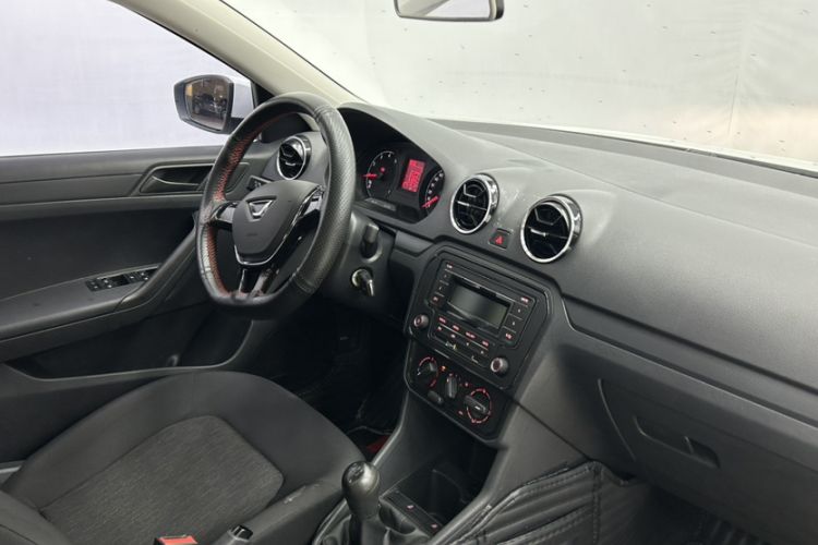 Used Jetta VA3 2021 1.5L Manual Entry-Level Version Interior 2