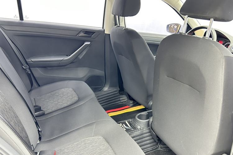 Used Jetta VA3 2021 1.5L Manual Entry-Level Version Interior 3