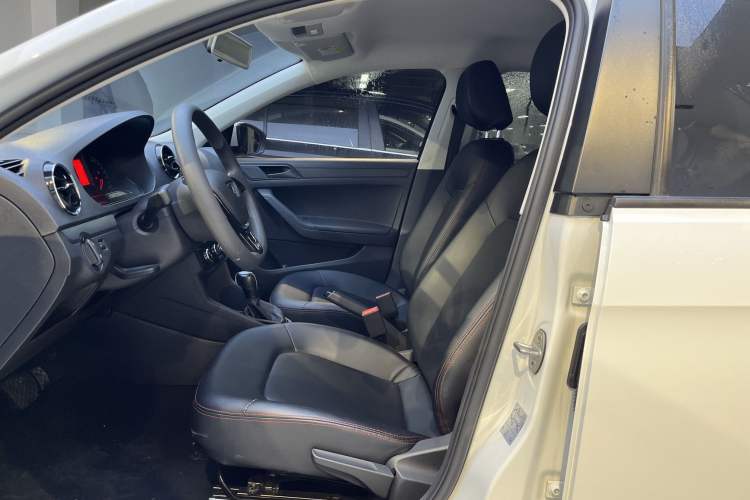 Used Jetta VA3 2021 1.5L Automatic "Upward Journey" Edition Interior 4