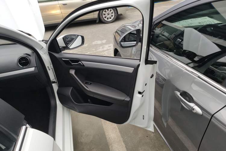 Used Jetta VA3 2021 1.5L Manual Enjoyment Edition Interior 5