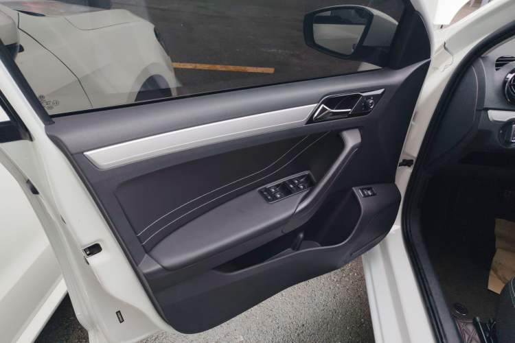 Used Jetta VA3 2021 1.5L Automatic Glory Edition Interior 7