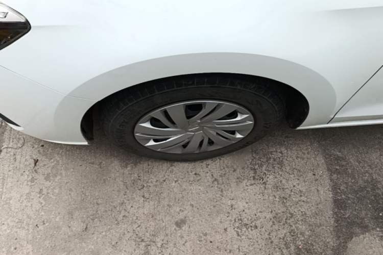 Used Jetta VA3 2021 1.5L Automatic "Upward Journey" Edition Left Front Wheel Hub