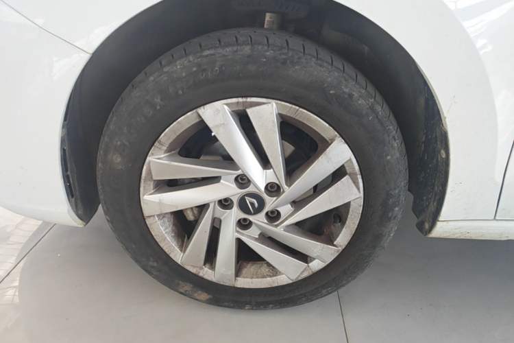 Used Jetta VA3 2021 1.5L Manual Enjoyment Edition Left Front Wheel Hub