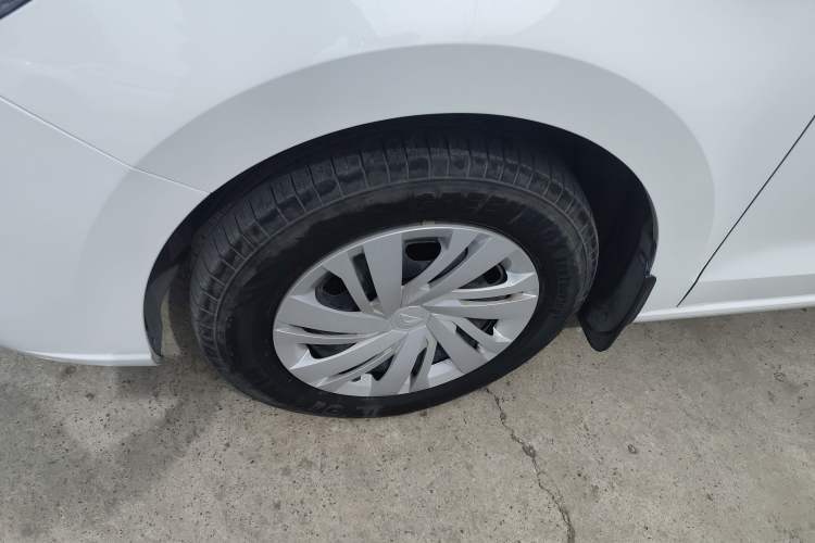 Used Jetta VA3 2021 1.5L Automatic "Upward Journey" Edition Left Front Wheel Hub