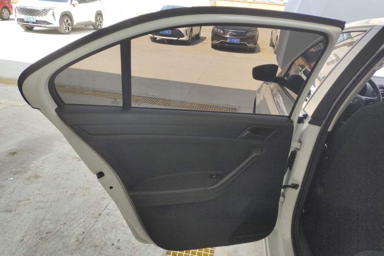 Used Jetta VA3 2021 1.5L Manual Entry-Level Version Left Rear Door Interior