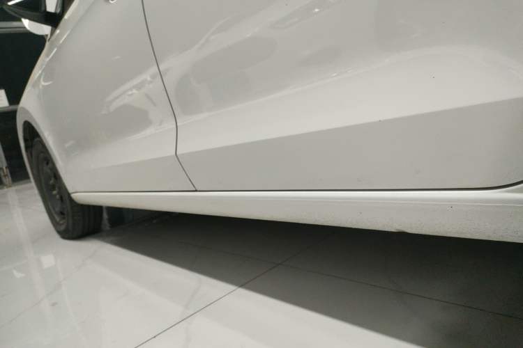 Used Jetta VA3 2021 1.5L Automatic "Upward Journey" Edition Left Side Sill