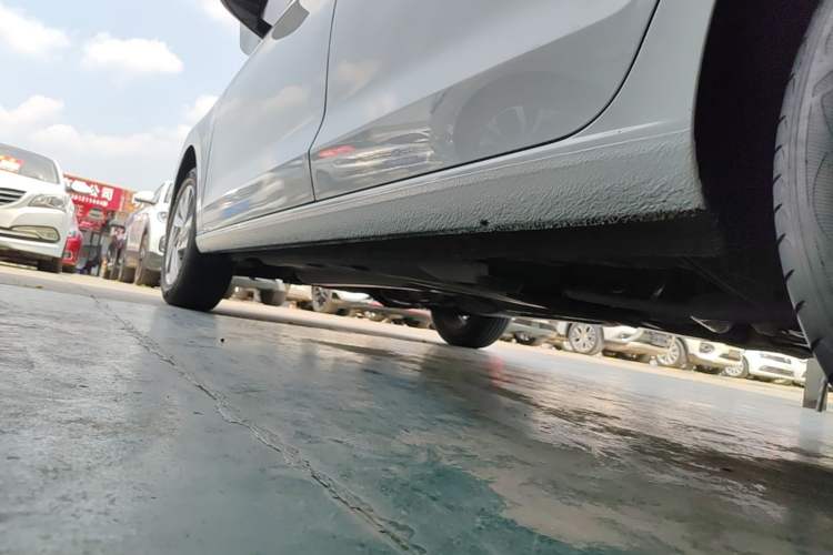 Used Jetta VA3 2021 1.5L Manual Enjoyment Edition Left Side Sill