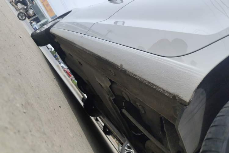 Used Jetta VA3 2021 1.5L Automatic "Upward Journey" Edition Left Side Sill