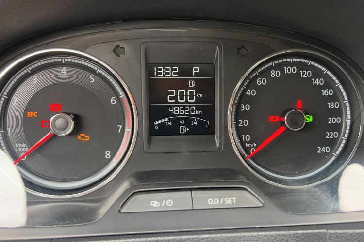 Used Jetta VA3 2021 1.5L Automatic Glory Edition Odometer Close Up
