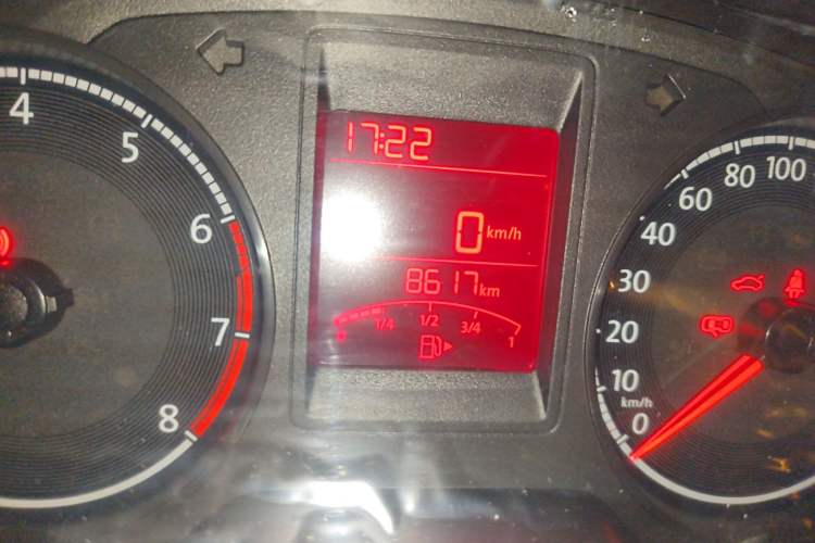 Used Jetta VA3 2021 1.5L Manual Enjoyment Edition Odometer Close Up