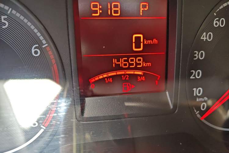 Used Jetta VA3 2021 1.5L Automatic Enjoyment Edition Odometer Close Up