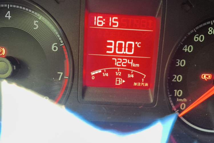 Used Jetta VA3 2021 1.5L Manual Entry-Level Version Odometer Close Up