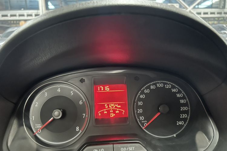 Used Jetta VA3 2021 1.5L Manual Entry-Level Version Odometer Close Up