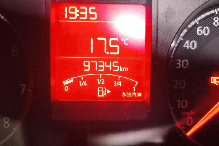 Used Jetta VA3 2021 1.5L Manual Entry-Level Version Odometer Close Up