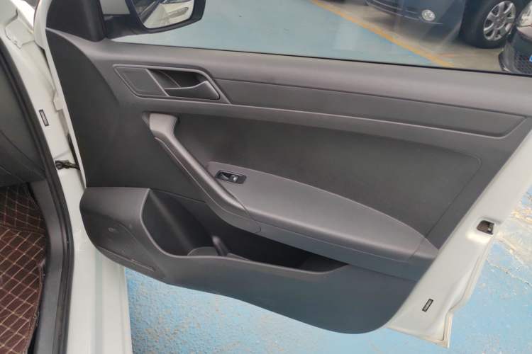 Used Jetta VA3 2021 1.5L Automatic "Upward Journey" Edition Right Front Door Interior