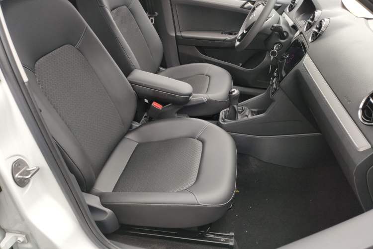 Used Jetta VA3 2021 1.5L Manual Enjoyment Edition Right Front Seat