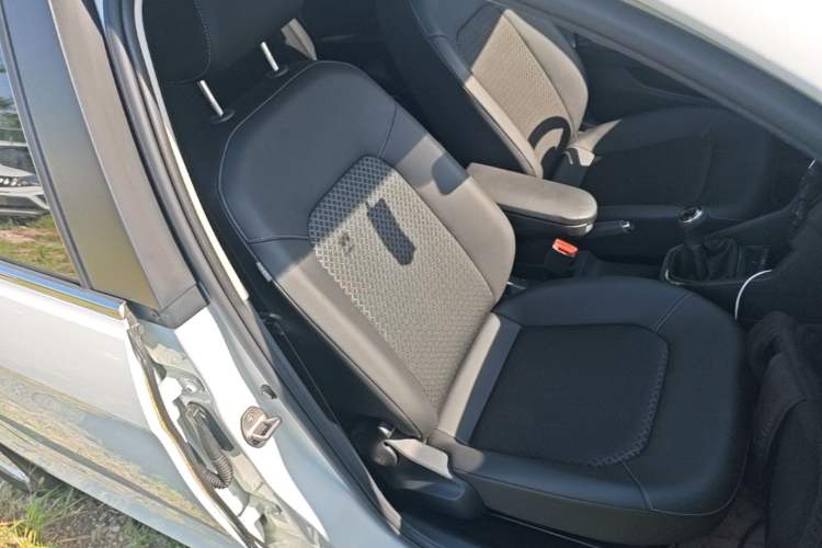 Used Jetta VA3 2021 1.5L Manual Enjoyment Edition Right Front Seat