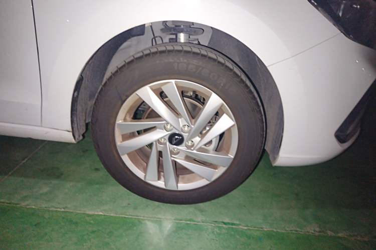 Used Jetta VA3 2021 1.5L Manual Enjoyment Edition Right Front Wheel Hub
