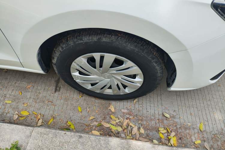 Used Jetta VA3 2021 1.5L Automatic "Upward Journey" Edition Right Front Wheel Hub