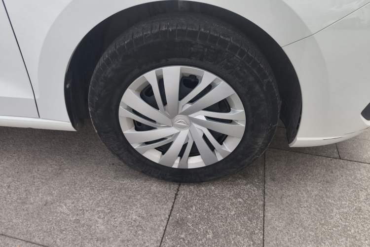 Used Jetta VA3 2021 1.5L Manual Entry-Level Version Right Front Wheel Hub