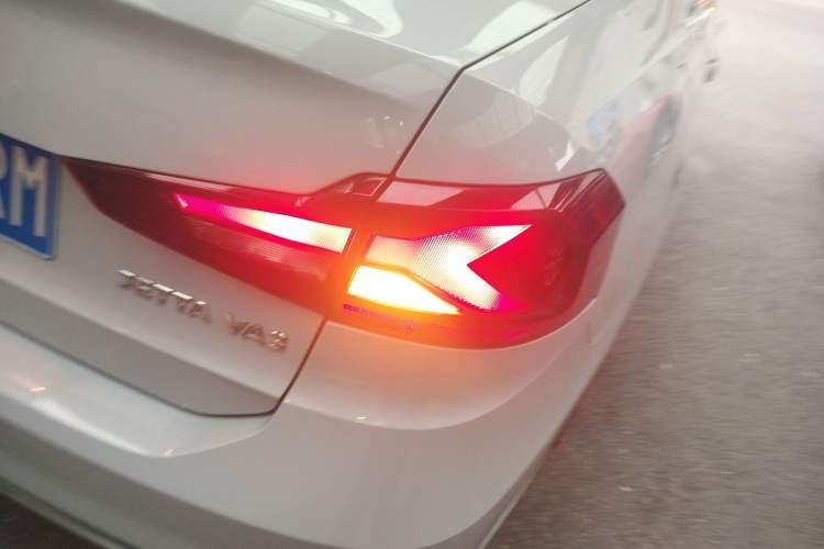 Used Jetta VA3 2021 1.5L Automatic "Upward Journey" Edition Right Rear Taillight