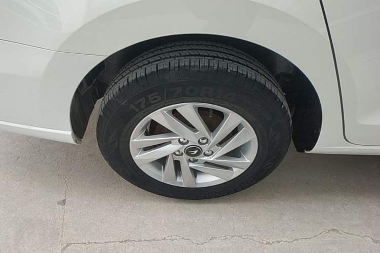 Used Jetta VA3 2021 1.5L Manual Entry-Level Version Right Rear Wheel Hub