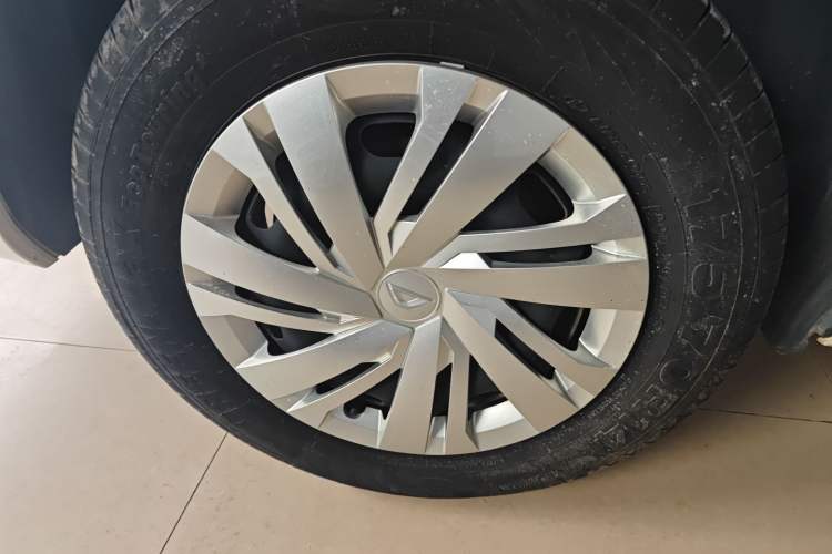 Used Jetta VA3 2021 1.5L Manual Entry-Level Version Right Rear Wheel Hub
