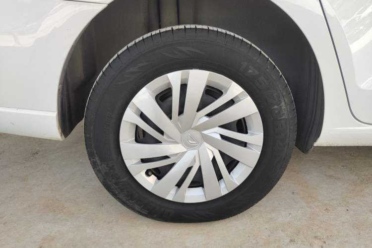 Used Jetta VA3 2021 1.5L Manual Entry-Level Version Right Rear Wheel Hub