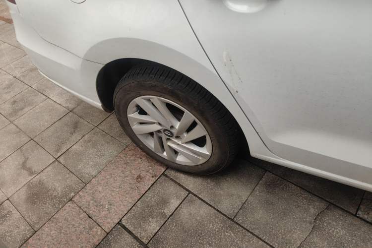 Used Jetta VA3 2021 1.5L Automatic Enjoyment Edition Right Rear Wheel Hub