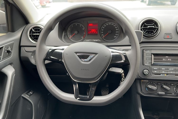 Used Jetta VA3 2021 1.5L Manual Entry-Level Version Steering Wheel