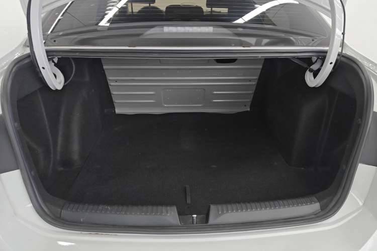 Used Jetta VA3 2021 1.5L Automatic "Upward Journey" Edition Trunk