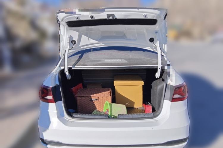 Used Jetta VA3 2021 1.5L Manual Entry-Level Version Trunk