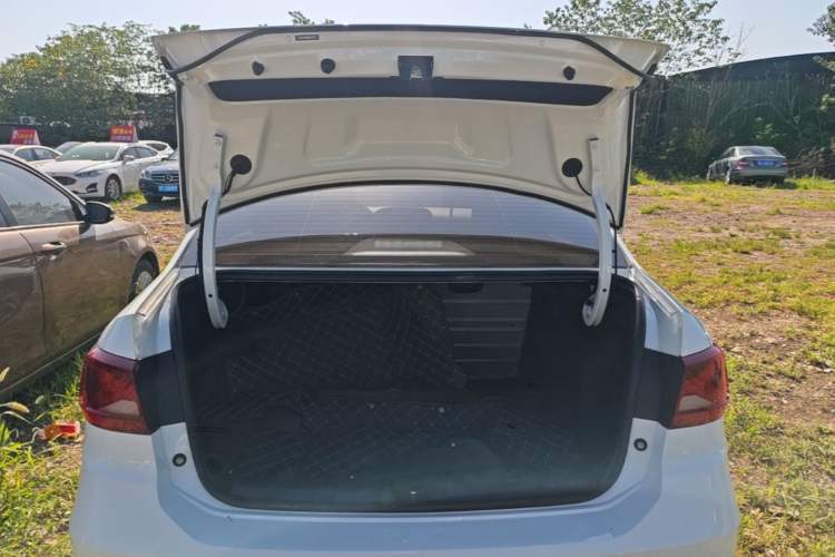 Used Jetta VA3 2021 1.5L Manual Enjoyment Edition Trunk