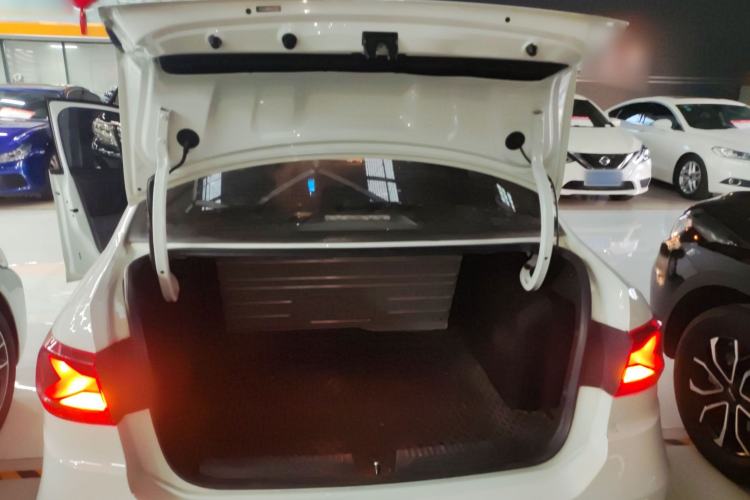 Used Jetta VA3 2021 1.5L Automatic "Upward Journey" Edition Trunk