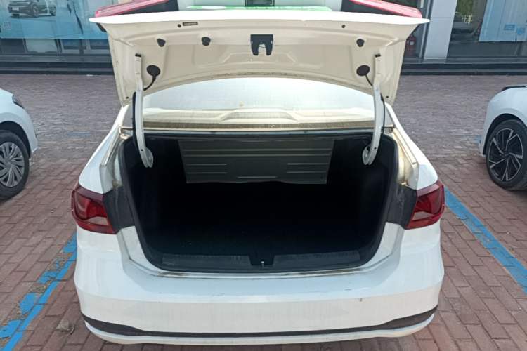 Used Jetta VA3 2021 1.5L Automatic "Upward Journey" Edition Trunk