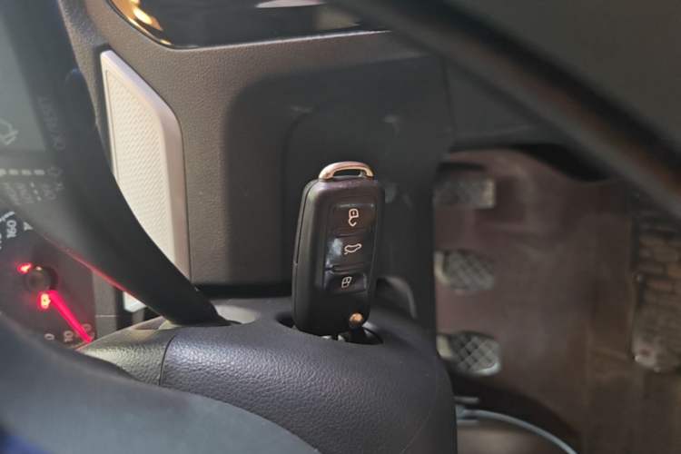 Used Jetta VA3 2021 1.5L Manual Enjoyment Edition Vehicle Key
