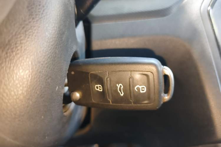 Used Jetta VA3 2021 1.5L Manual Entry-Level Version Vehicle Key