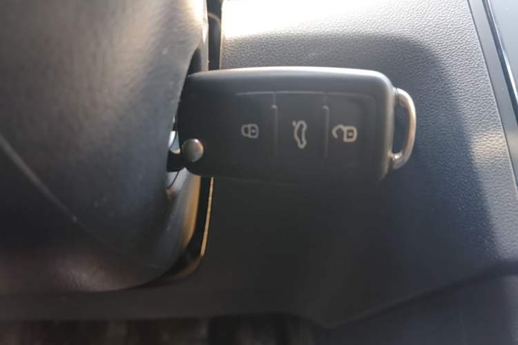 Used Jetta VA3 2021 1.5L Manual Entry-Level Version Vehicle Key