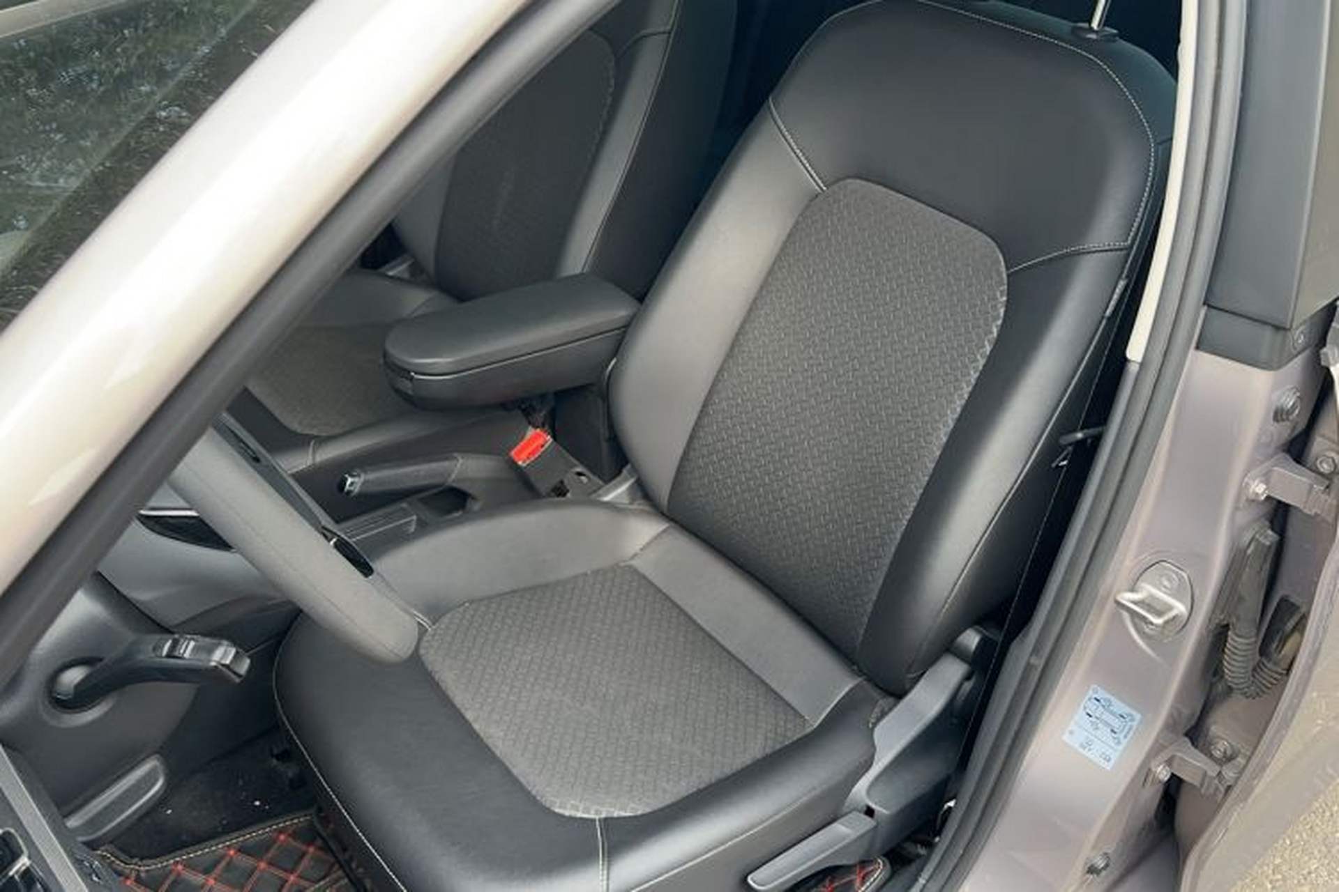 Used Jetta VA3 2021 1.5L Automatic Enjoyment Edition Left Front Seat